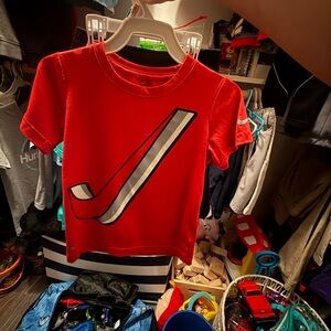 Nike T-Shirt with short